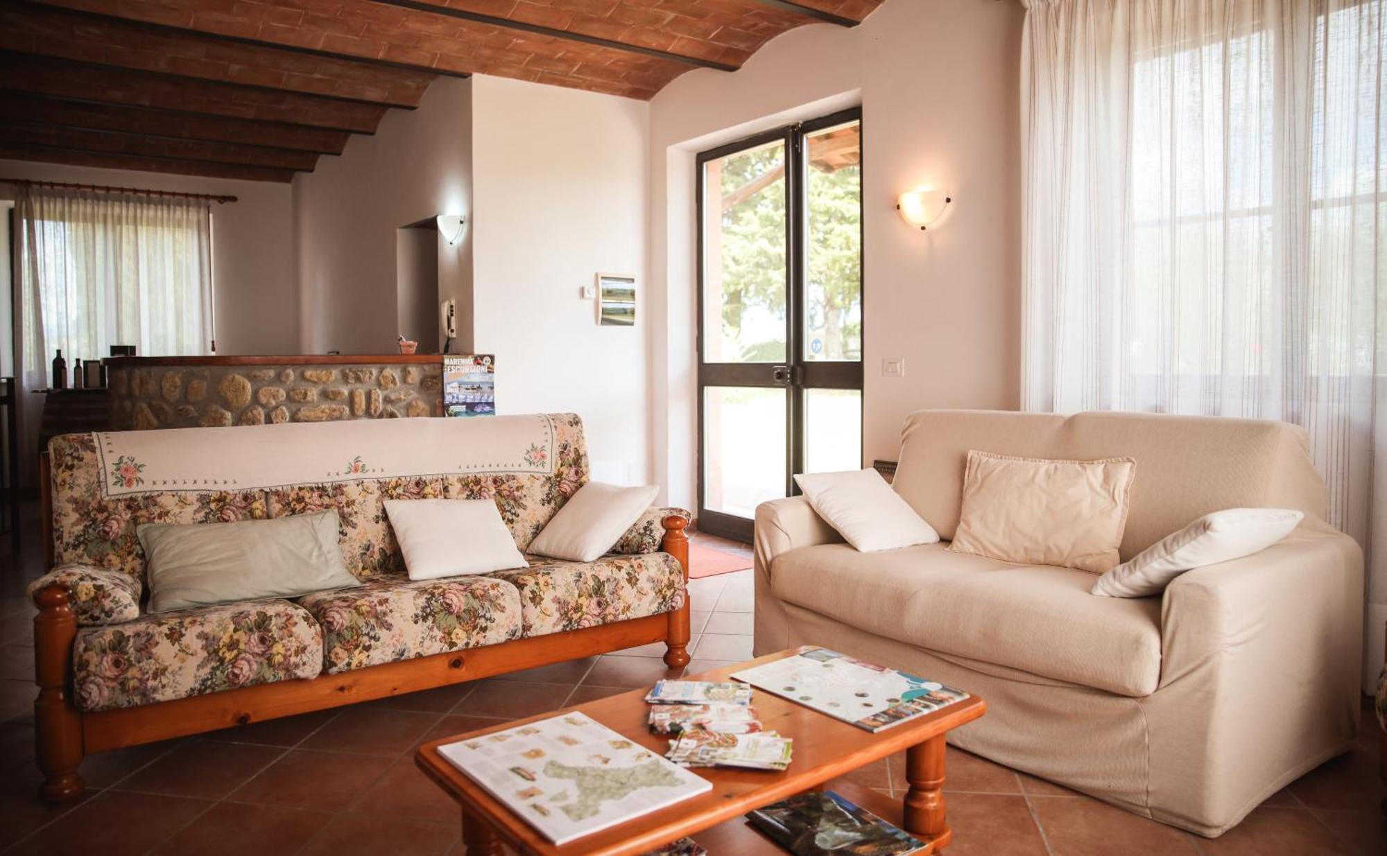 Agriturismo Poggio Alle Calle Saturnia Exterior foto
