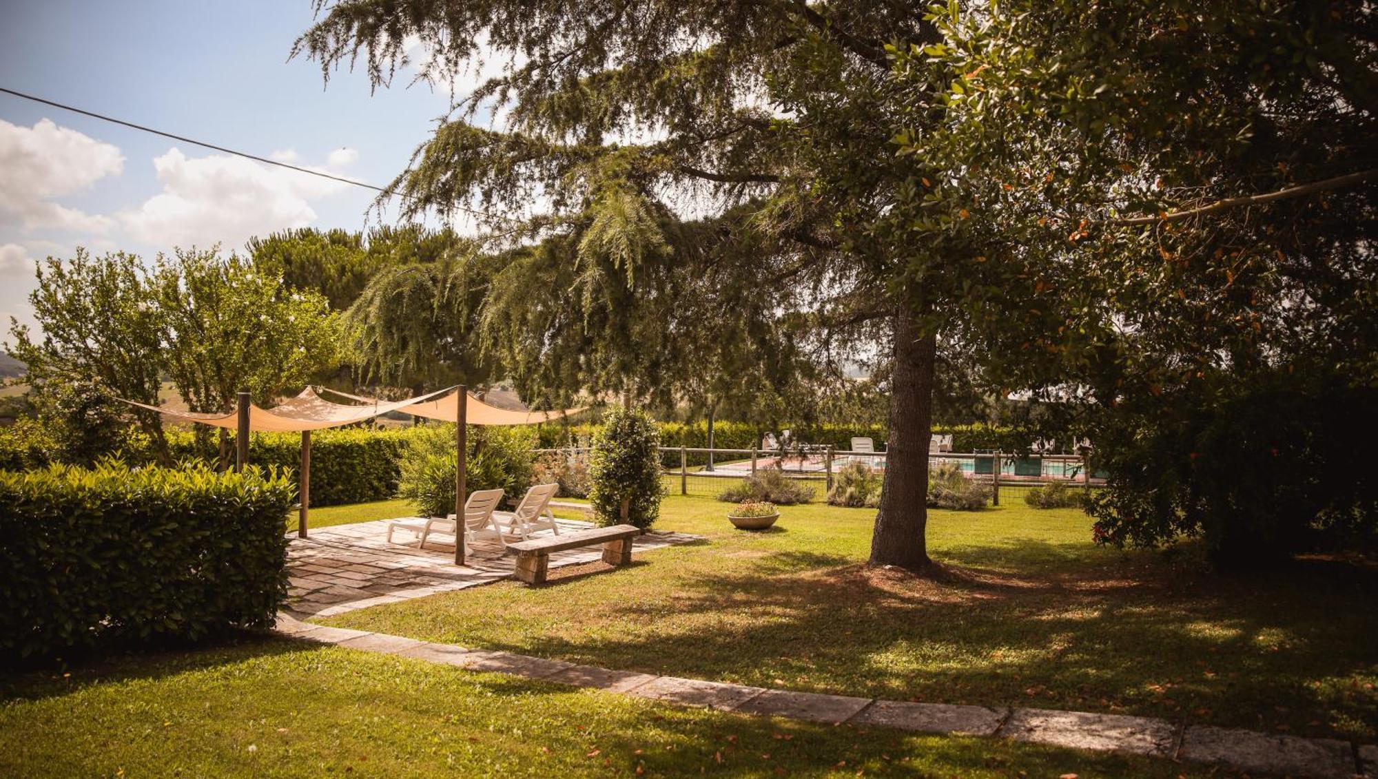 Agriturismo Poggio Alle Calle Saturnia Exterior foto