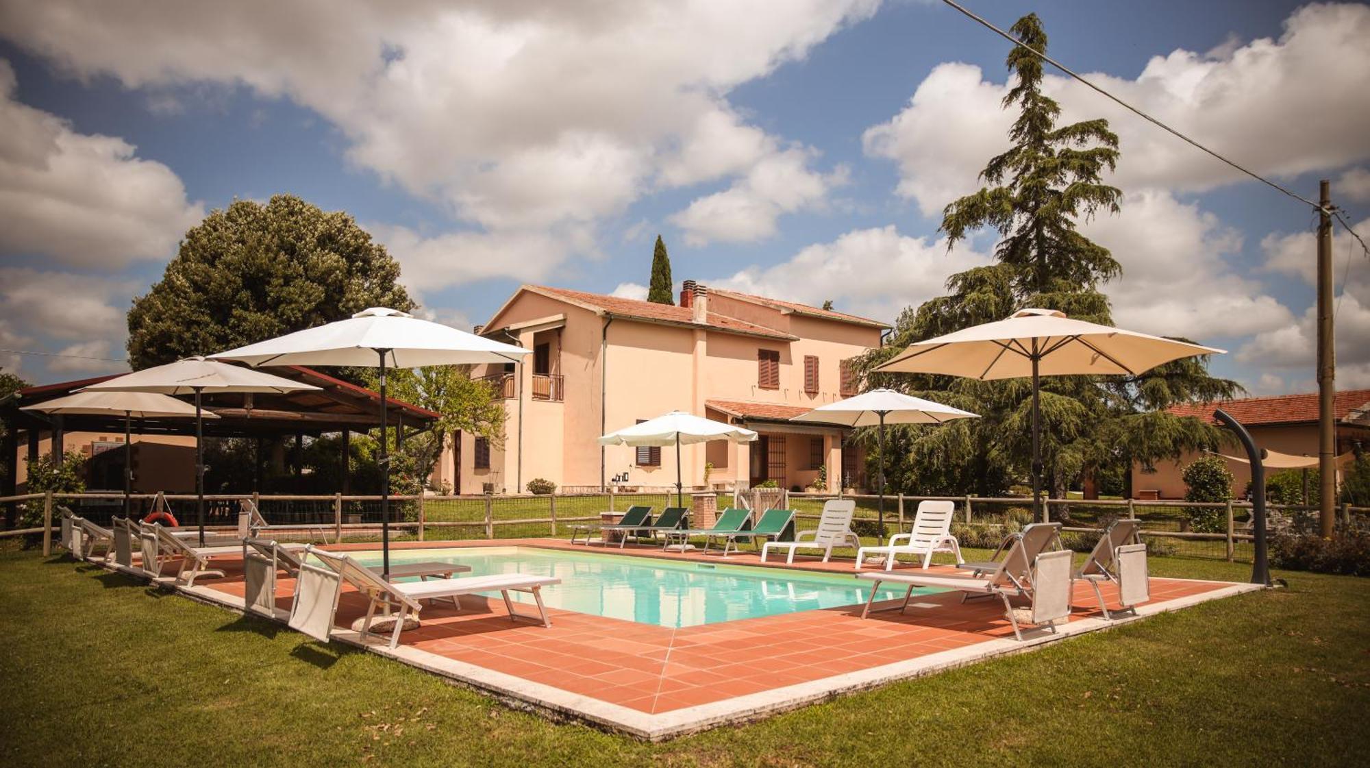 Agriturismo Poggio Alle Calle Saturnia Exterior foto