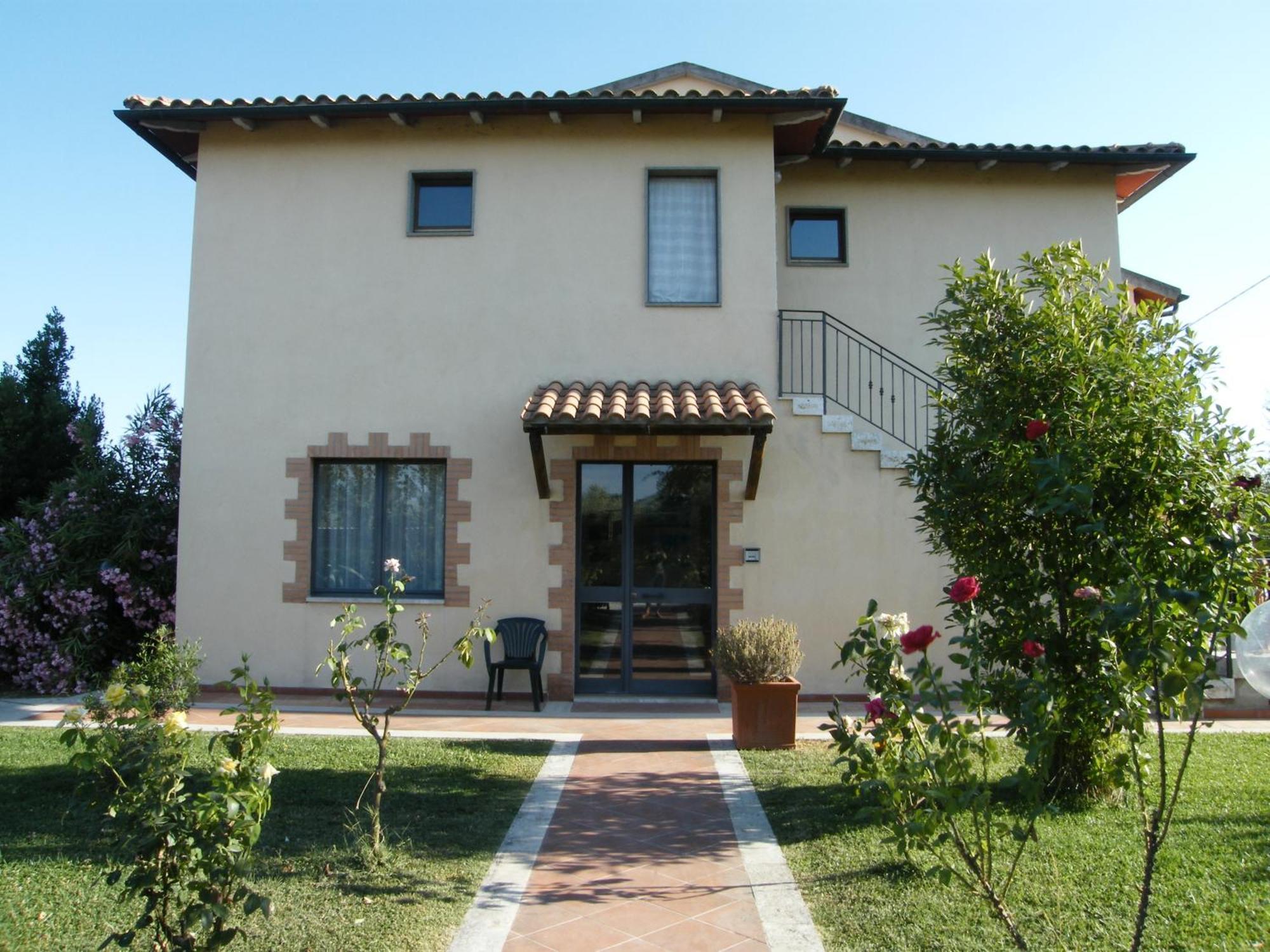Agriturismo Poggio Alle Calle Saturnia Exterior foto