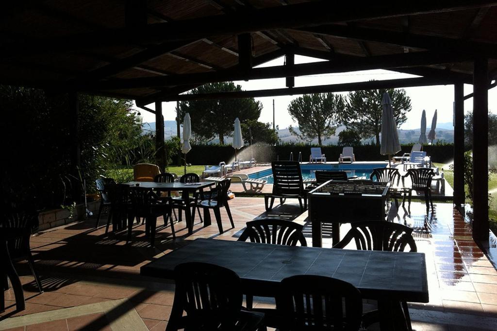 Agriturismo Poggio Alle Calle Saturnia Exterior foto